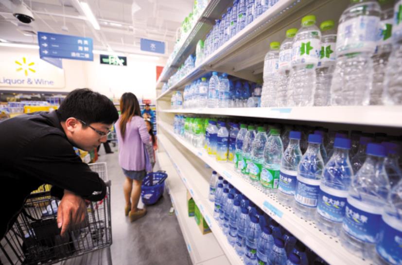 法国矿泉水冠军:依云在中国30年,为何至今无人能撼动其地位?