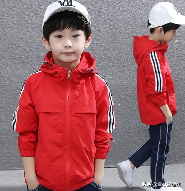 童装韩系风中大童,中大童装8-16岁运动衣