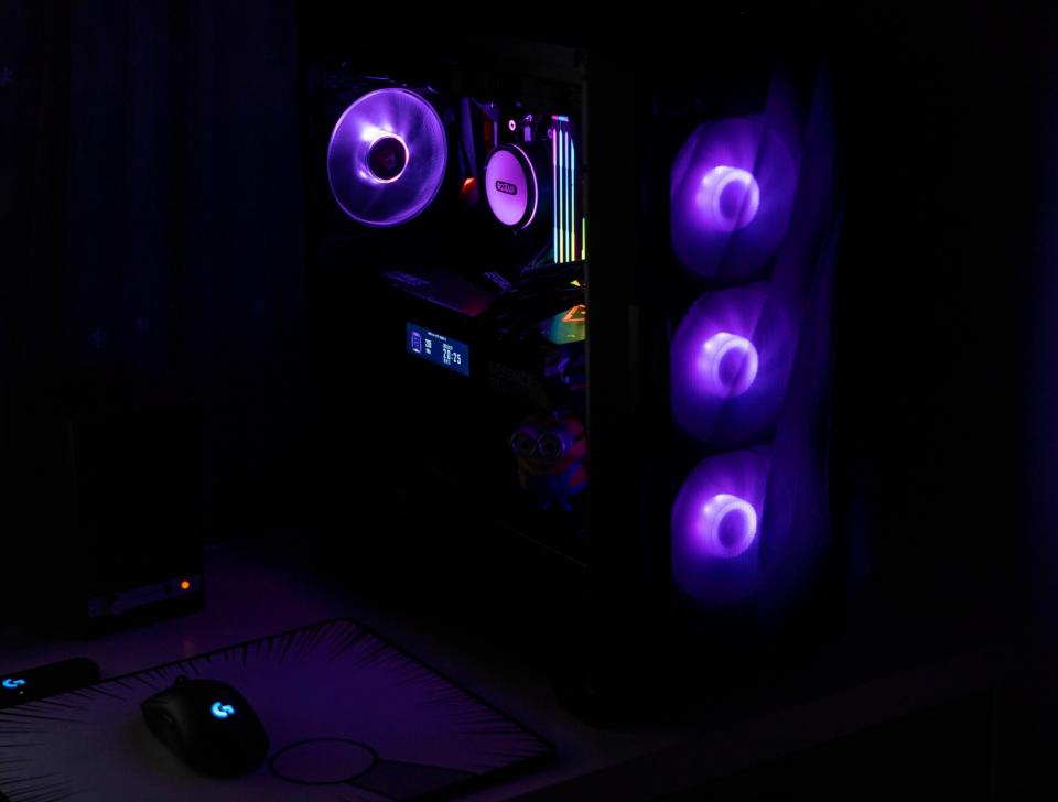 技嘉b550小雕怎么超频内存,技嘉b550lite主板能超频吗