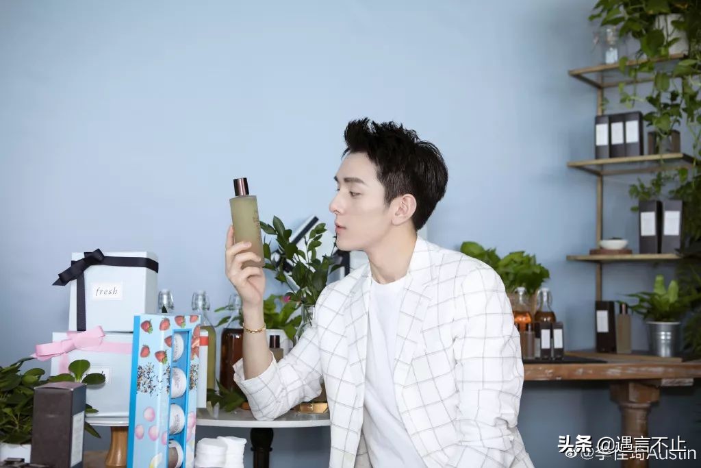 从于正到李佳琦，三心二意的明星干不过一心一意的网红