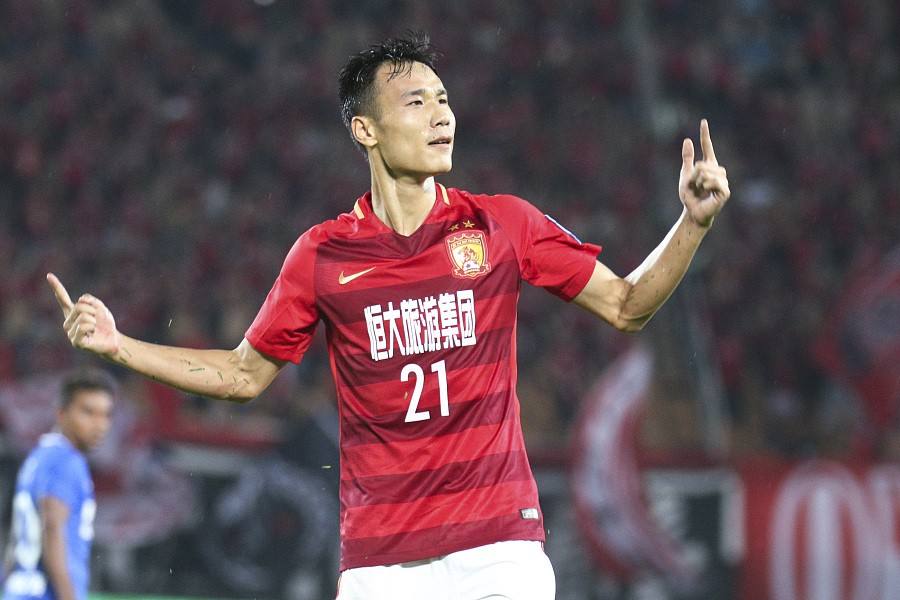 不爱豪门爱平民，1.2亿前国脚如今恐无球可踢！