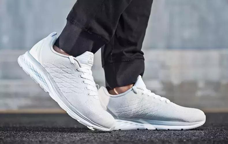 关于世界大牌跑鞋排行榜,全球跑鞋品牌排行榜