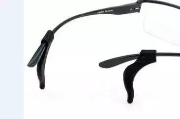 眼镜戴不住老是下滑应该怎么办,为什么你的眼镜老是会下滑