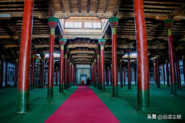 *疆新**行,回王与回王坟