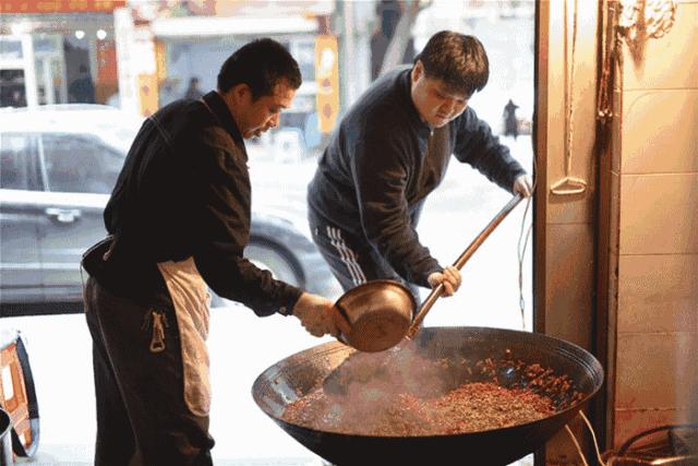 电台巷火锅虹口,上海虹口美食排队
