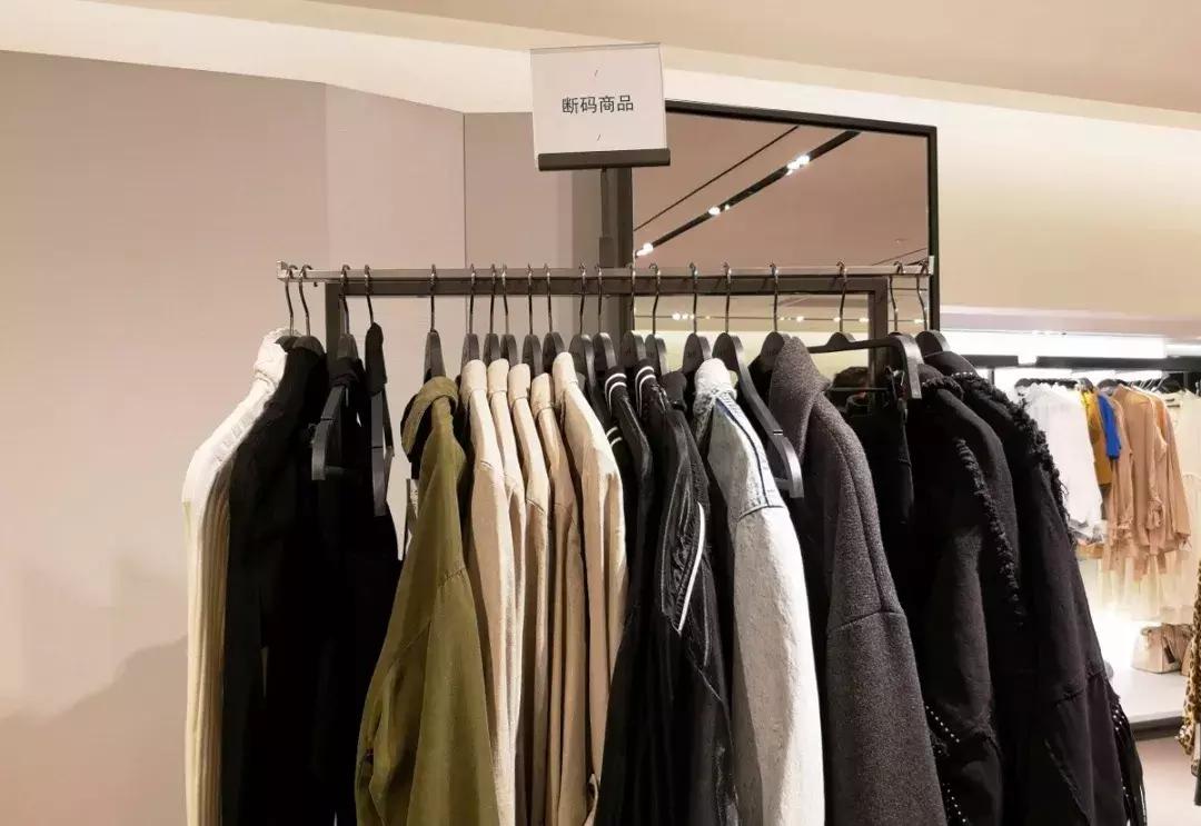 优衣库和zara哪个值得入手,优衣库春季新品打折