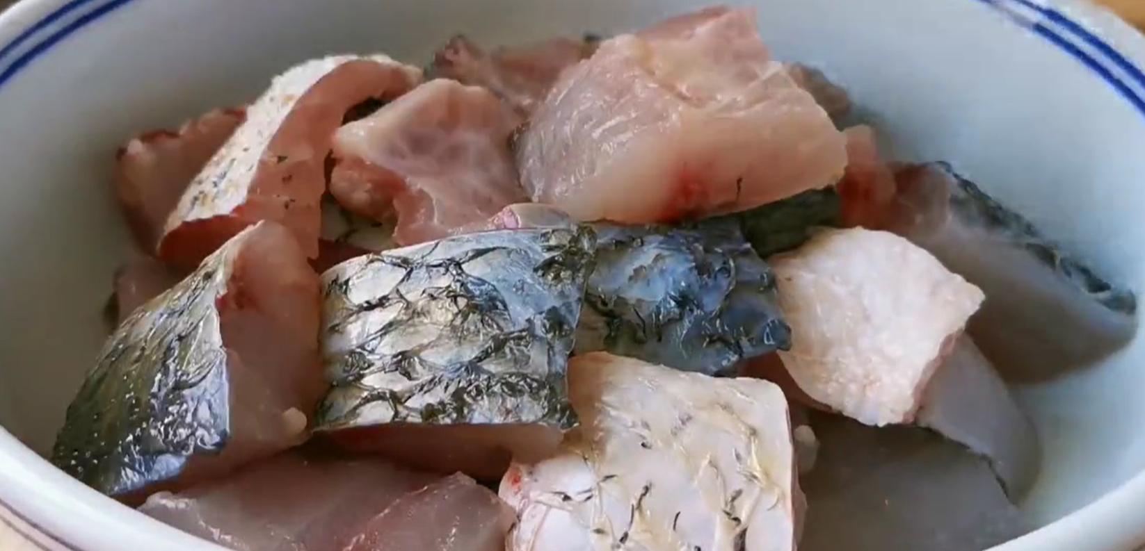 草鱼炖豆腐怎么做最好吃又简单,草鱼炖豆腐的正确做法