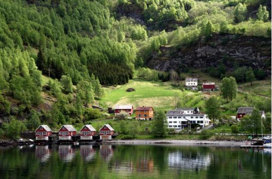 全世界最富裕的国家挪威,世界上幸福感指数最高的国家芬兰