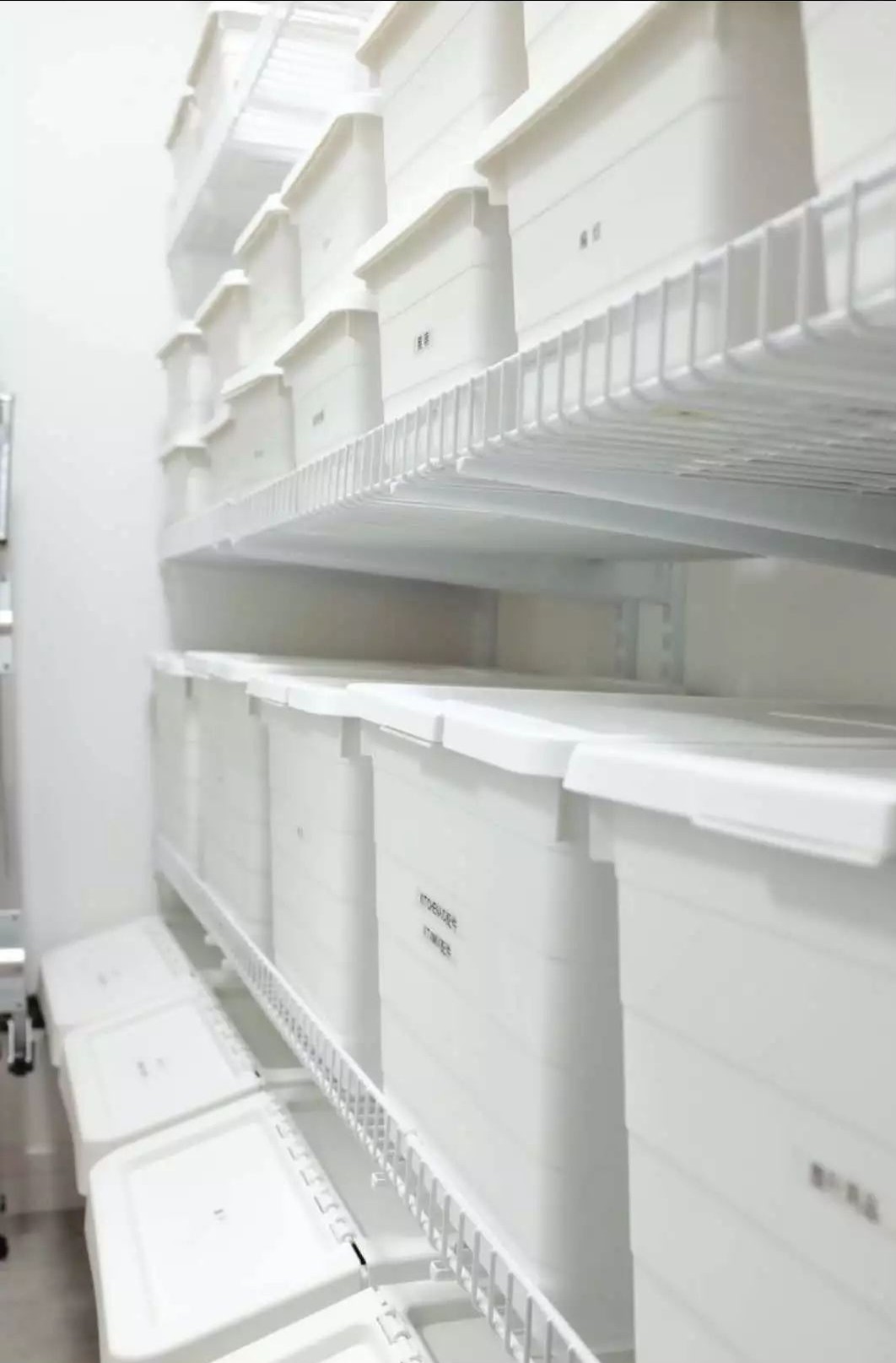 北欧简约风主卧婚房,小户型北欧风格婚房装修