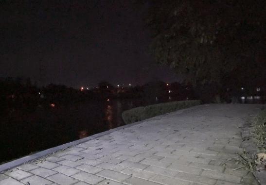 狼牙棒手电筒9.9,狼牙棒防身手电筒