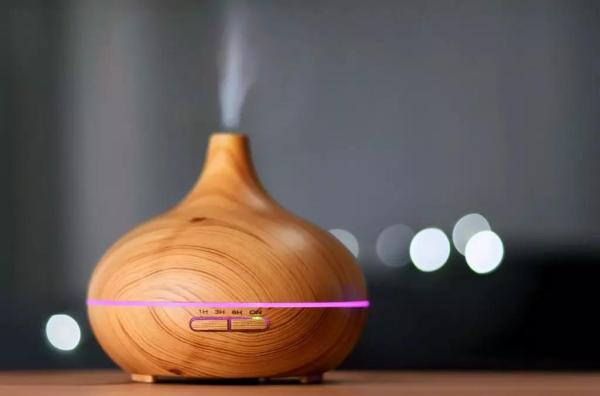 按摩精油的功效与作用,艾草精油的功效与作用