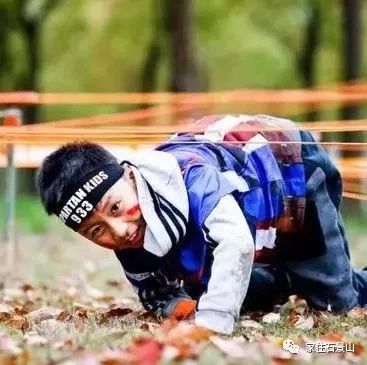 钃濆ぉ娴疯穬鍙岃骞煎効鍥寳浜煶鏅北,鐭虫櫙灞卞弻璇辜鍎垮洯