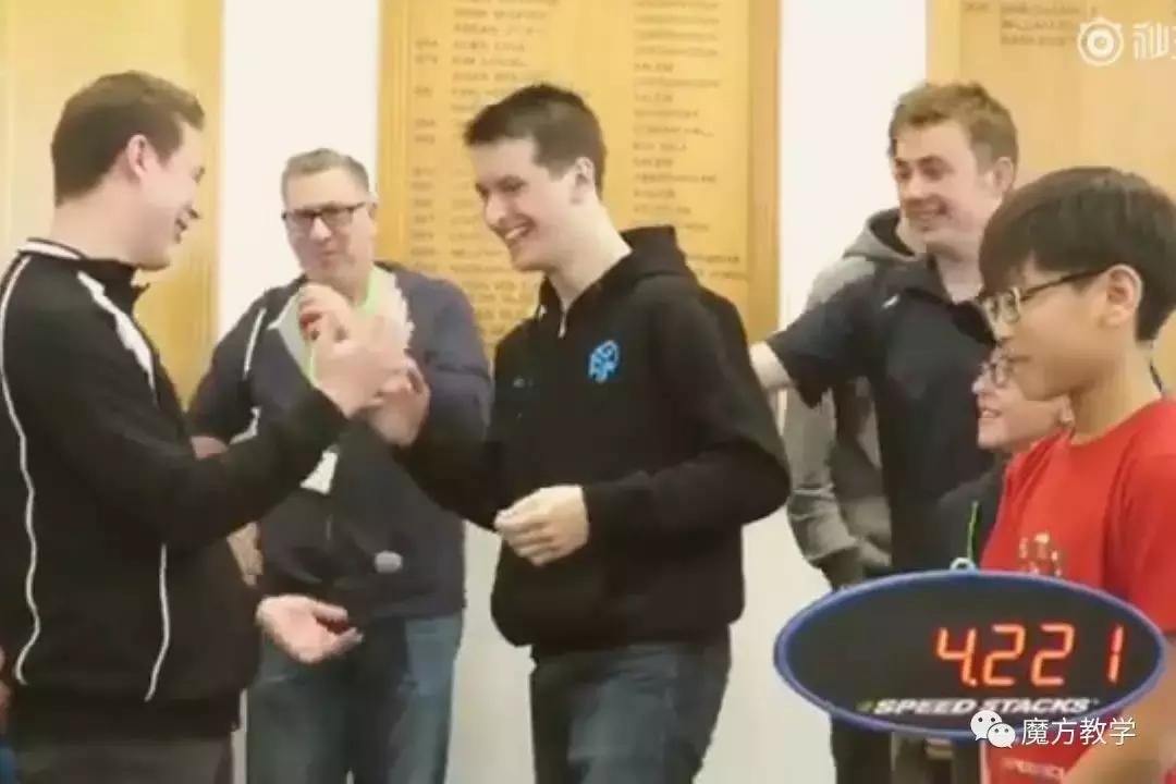 魔方40秒快速复原教程,三阶魔方还原方法40秒口诀