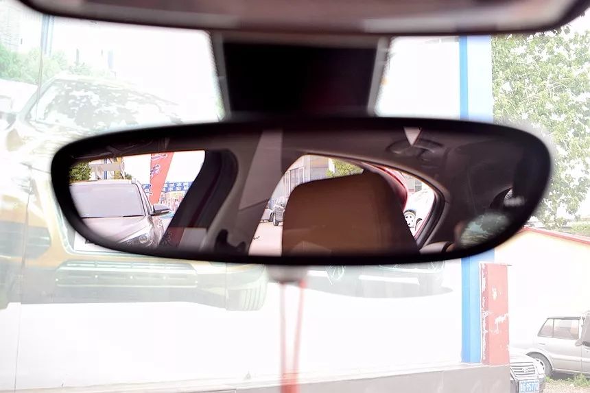 车手宝马,2015款宝马120i领先型