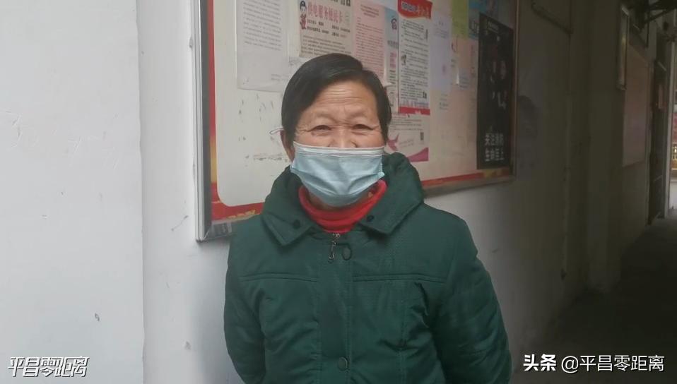 老旧小区加装外挂电梯的弊大于利,带平台的老旧小区怎么加装电梯