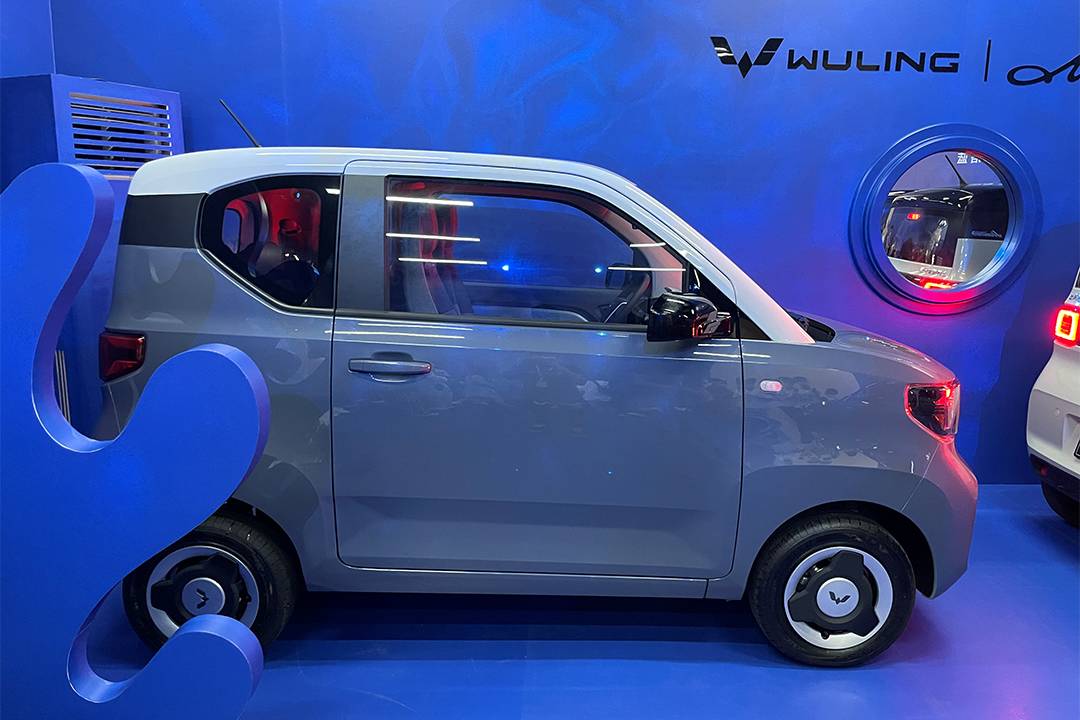 五菱宏光miniev第3代马卡龙粉色,紫色白顶马卡龙五菱宏光mini新车