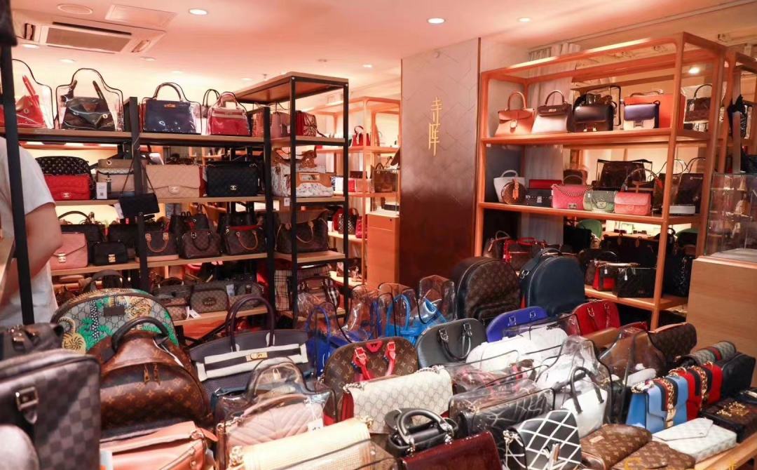 单月冻结股权1.6亿，投诉近六千，寺库会是第二个“尚品网”吗？