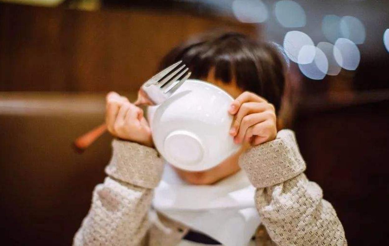 吃辅食怎样才有助于消化,一周岁的孩子吃什么辅食容易消化