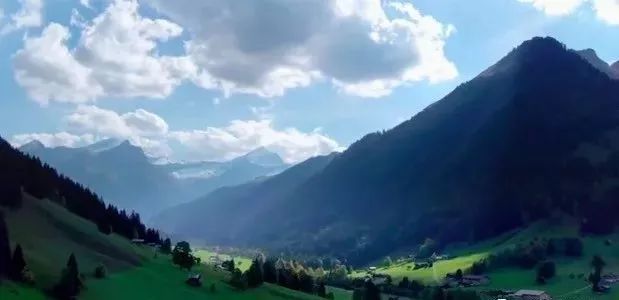 有钱人怎么玩的,有钱人怎么玩