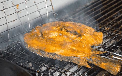 云南夫妻开小店,云南夫妇在宁德开烧烤店