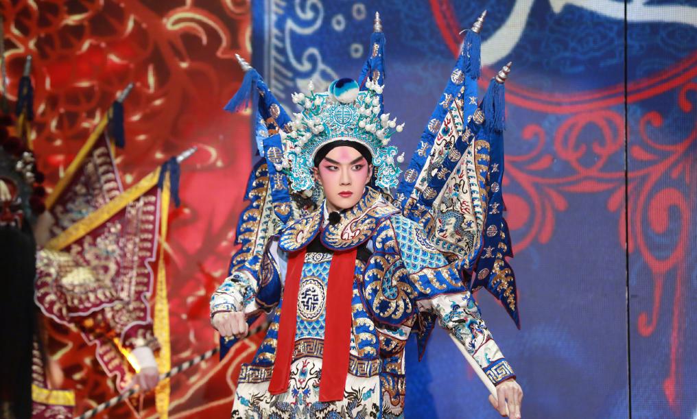 天天向上王一博的汉服,天天向上王一博穿的唐装