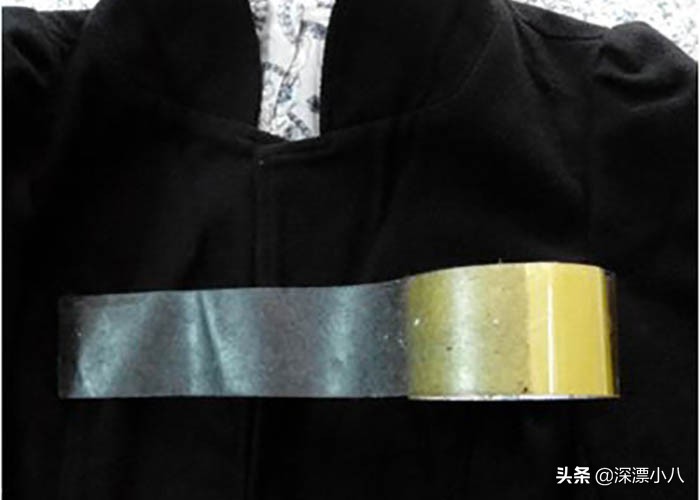 黑色衣服放洗衣机洗粘毛怎么办,洗衣机洗出来的衣服粘毛怎么办