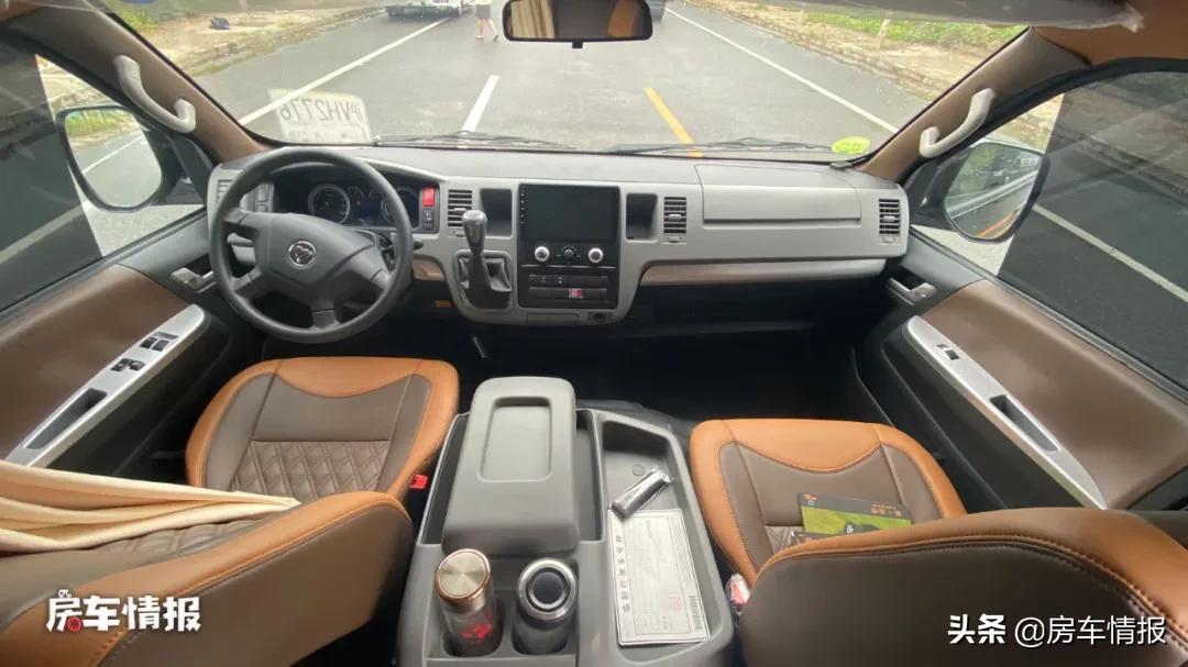 公认最好的三款房车10万元内,东风御风房车c型房车