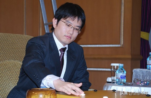 小林觉醉打柳时熏来龙去脉,小林觉为什么打伤柳时熏