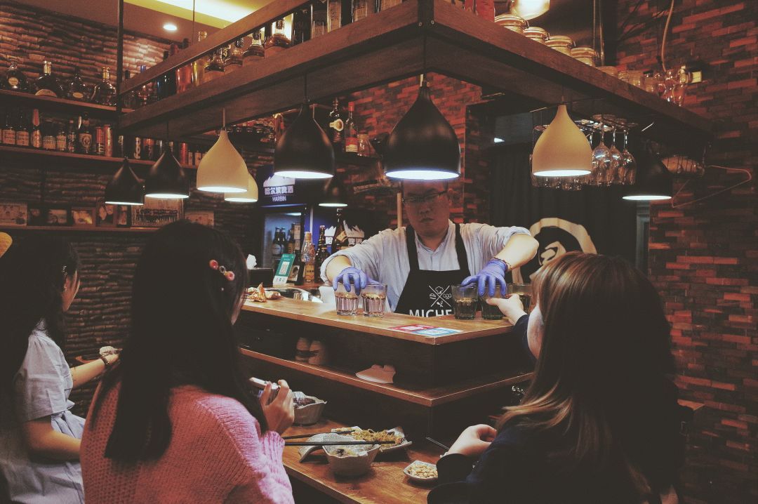 什么样的餐厅吸引人,什么样的餐馆比较吸引顾客