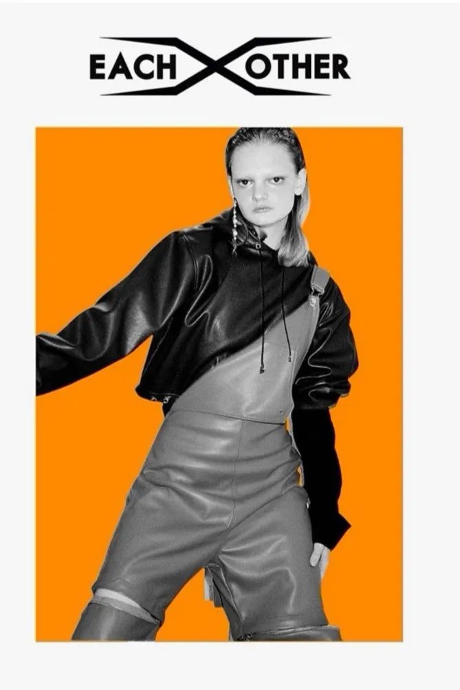 背带裤果然很减龄看起来很少女啊,哪种背带裤既减龄又不过时