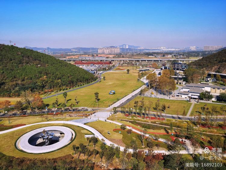 秋之旅免费完整版,秋之旅风景图片