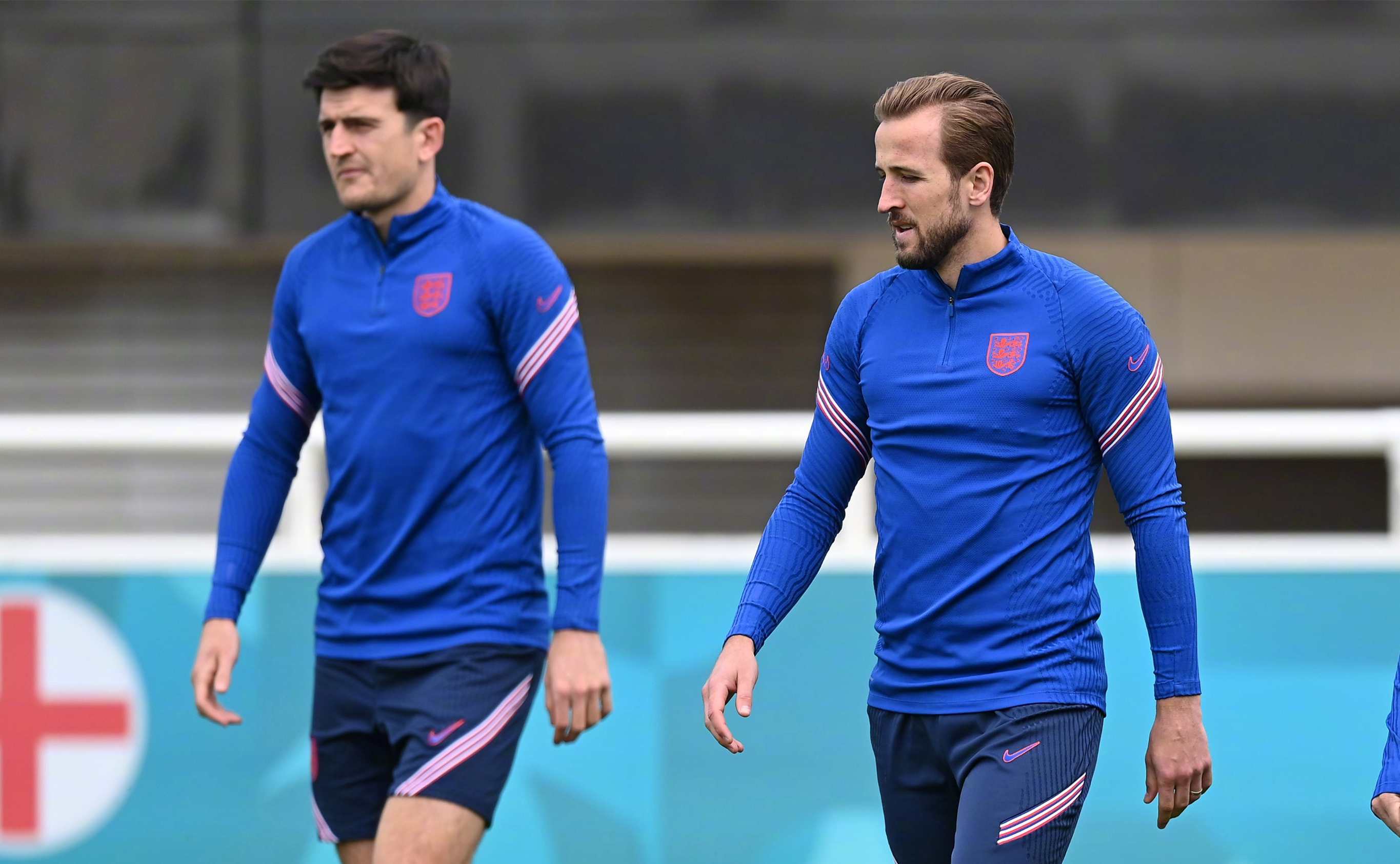 先有马奎尔后有凯恩，英格兰双星俱乐部表现灾难，国家队生龙活虎