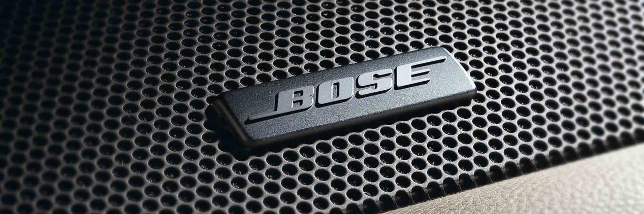 丰田普瑞维亚埃尔法的区别,丰田埃尔法和普瑞维亚对比