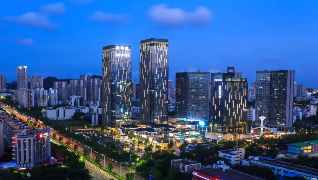 珠海富华广场网红打卡,广东化工厂网红打卡