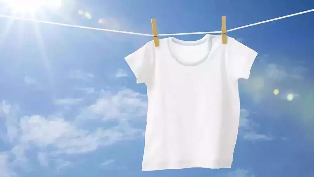 含荧光剂的洗衣液洗宝宝衣服,洗衣液香味对宝宝有害吗