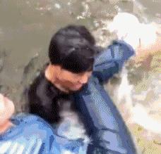 搞笑gif开心一刻快乐不分年龄,搞笑gif开心一刻动图