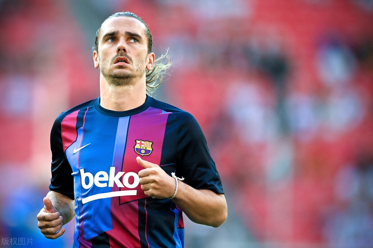 足坛十大亿元先生,列举足坛史上的十大亿元先生