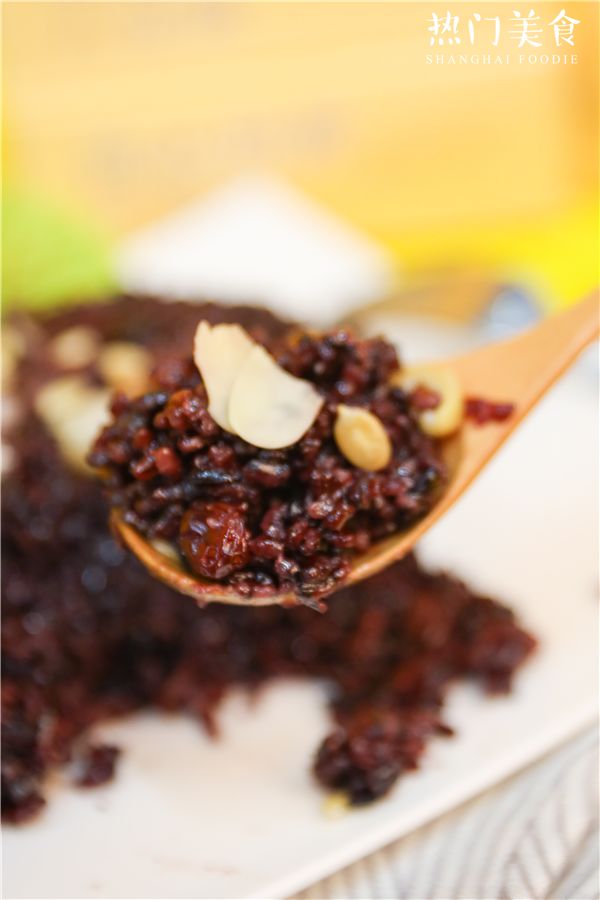 不是我说，上海人也太太太太太爱吃八宝饭了吧