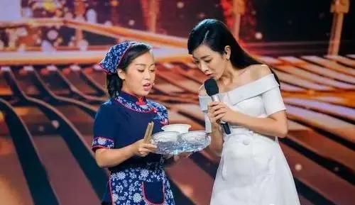 倪萍任鲁豫李思思撒贝宁马凡舒,倪萍李思思撒贝宁任鲁豫谈春晚