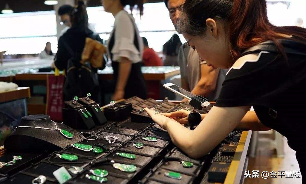 珠宝直播市场调研,珠宝行业直播总结