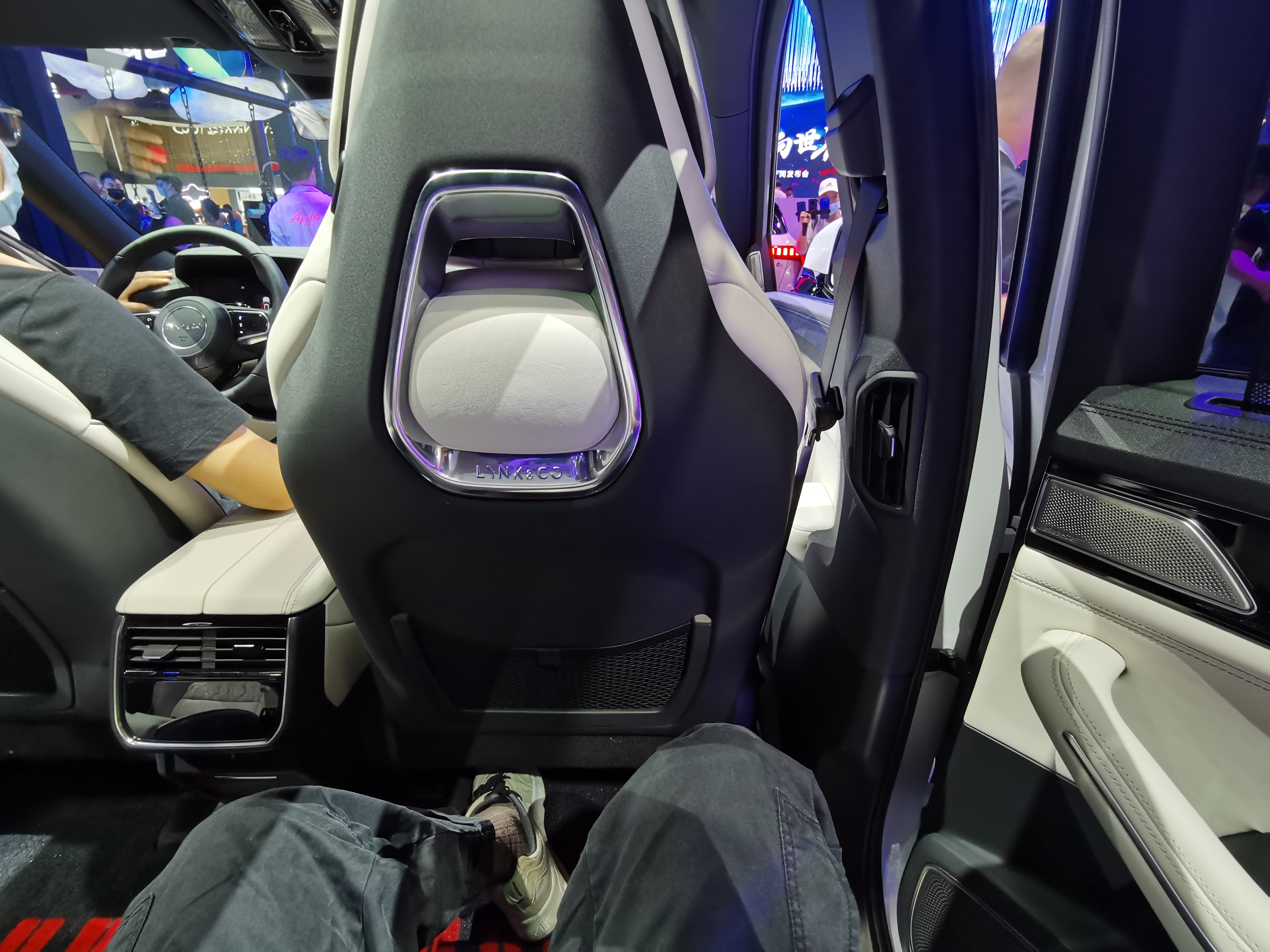 领克09phev和xc90phev区别,领克09音响和沃尔沃xc90音响对比