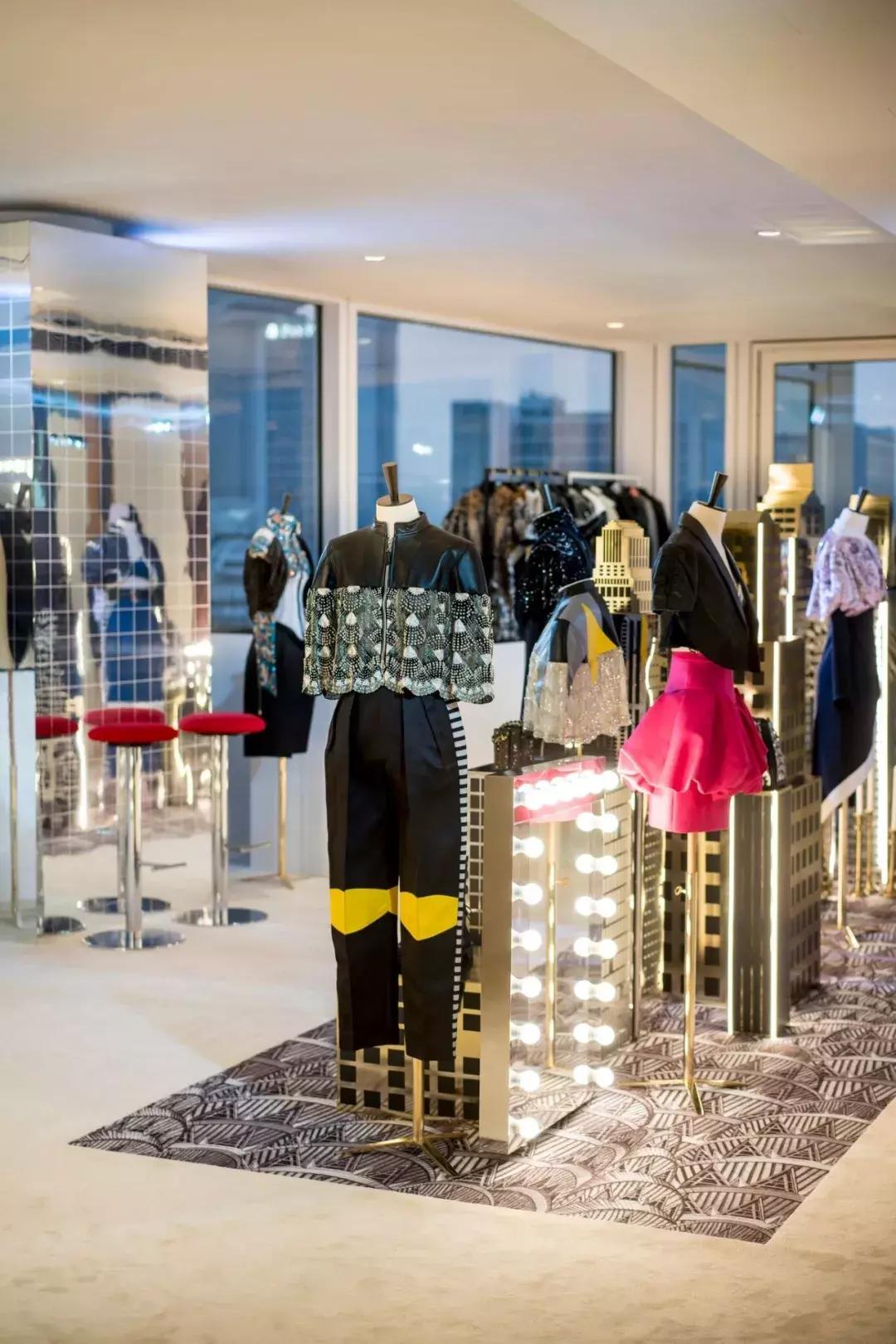 lv出了什么新款吗,lv蝙蝠侠衣服