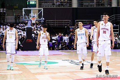 篮球少年的奇幻漂流——他们仨经历了CBA和NBL两个联赛的全明星