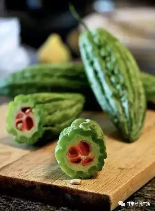 李时珍养生法四性五味药食同源,李时珍养生理念