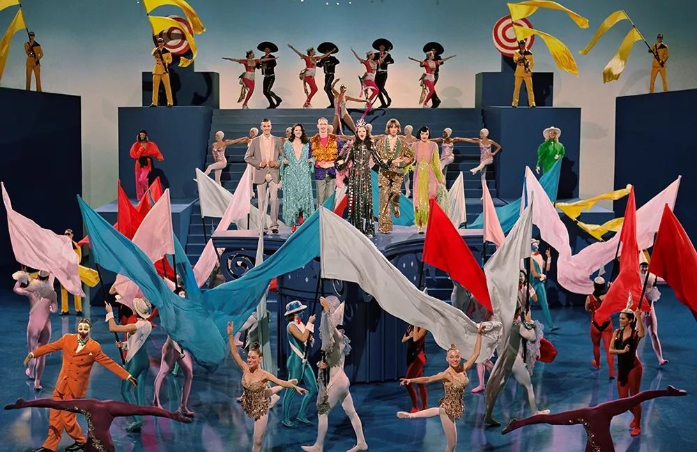 刘雯樱花紫色,刘雯拍过啥片