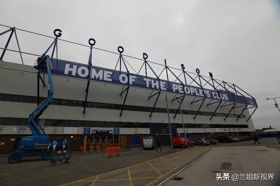 利物浦青训参观,到英国看一场英超