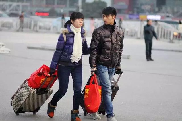 离家出走包中号大号,离家出走超大包推荐