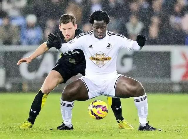 英国最强壮足球运动员,大腿最粗的足球运动员