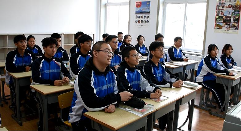 大连开设日语课程的重点高中,大连三所高中升为重点高中