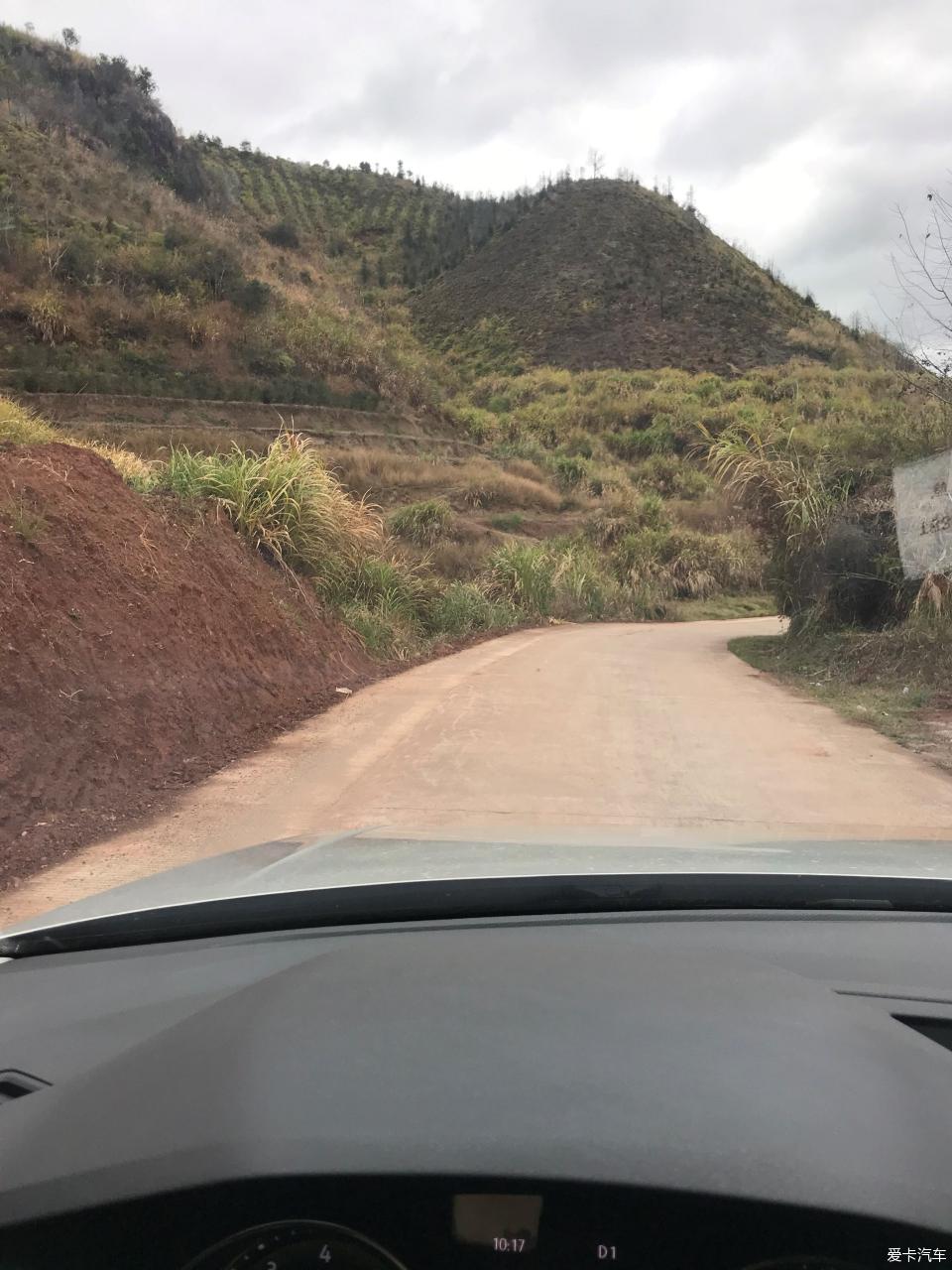 途观l和荣放rav4纪念版哪个好,放弃crv丰田荣放果断选择奇骏